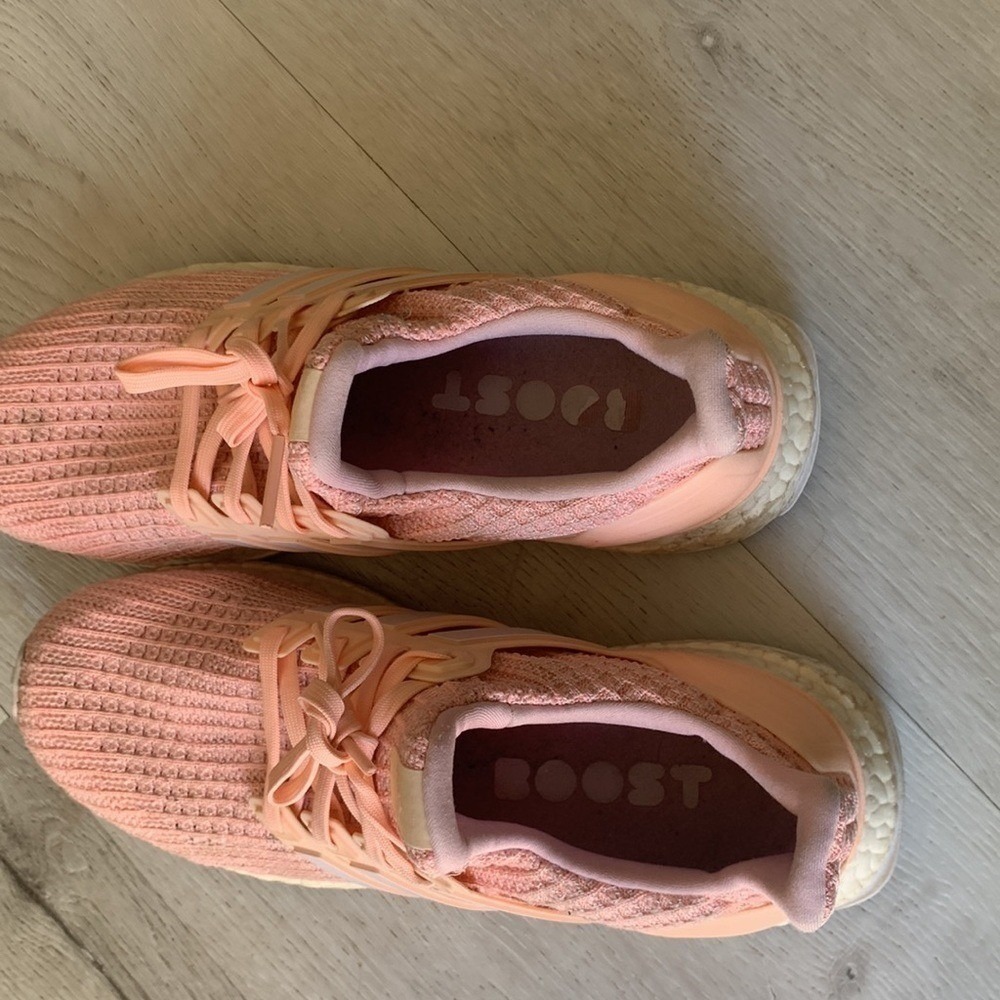 Adidas ultra boost‎ continental with white trim size 8 pink sneakers shoes - Picture 9 of 11